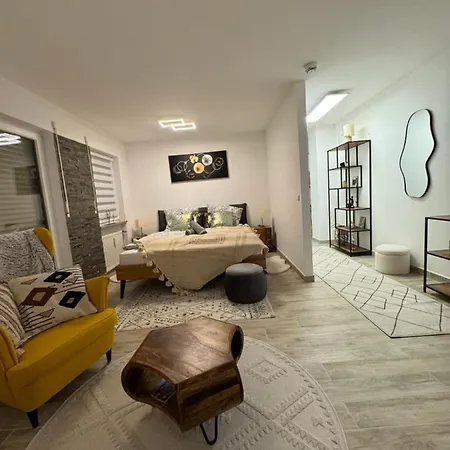 Cozy Nuernberg-Schwaig-Messe-Kueche-Balkon Appartement Buitenkant foto