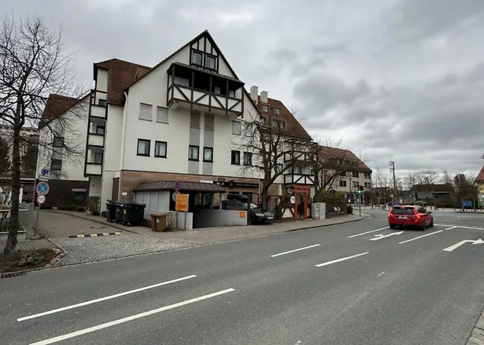 Cozy Nuernberg-Schwaig-Messe-Kueche-Balkon